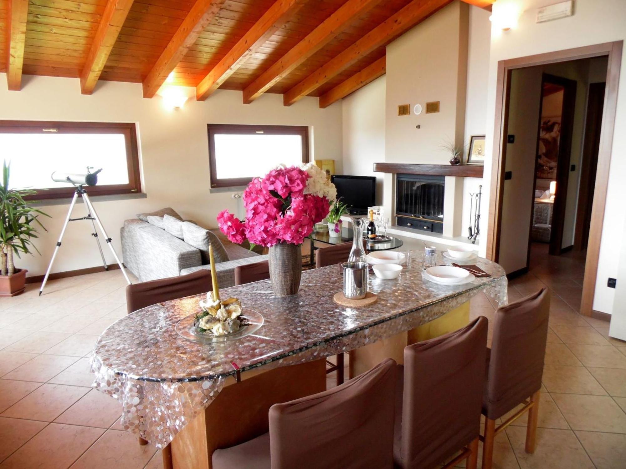 Villa In Pisogne With Pool Garden And Lake View Екстериор снимка